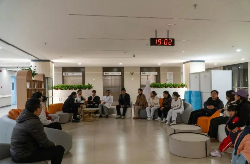 丽江市人民医院荣华院区职工夜校（第一期）正式开班